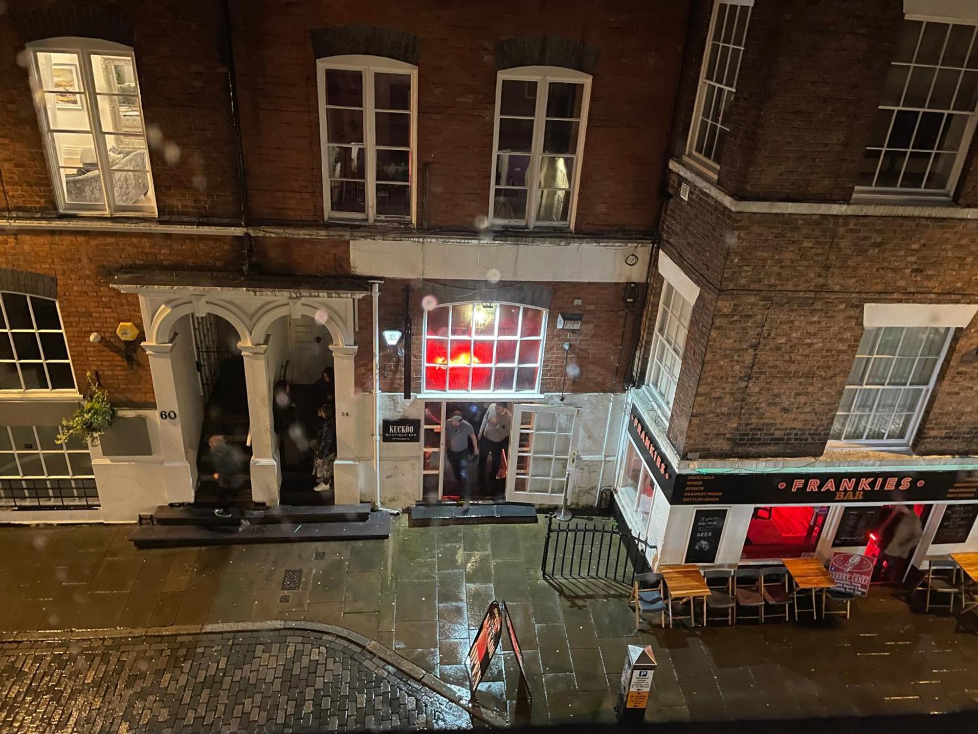 Jeans Place Watergate St Rows Near Racecourse Chester Exterior foto